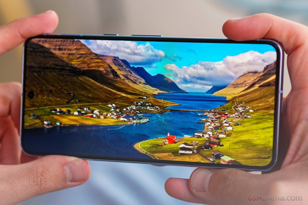 Google Pixel 8 Pro hands-on photo 37