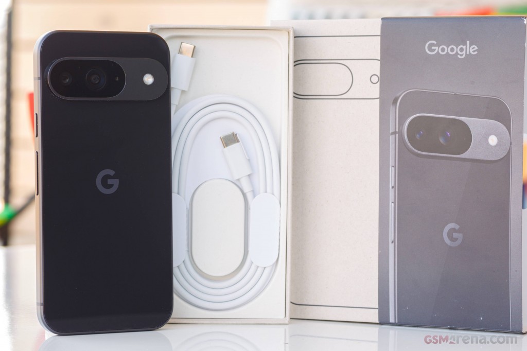 Google Pixel 9 hands-on photo 1