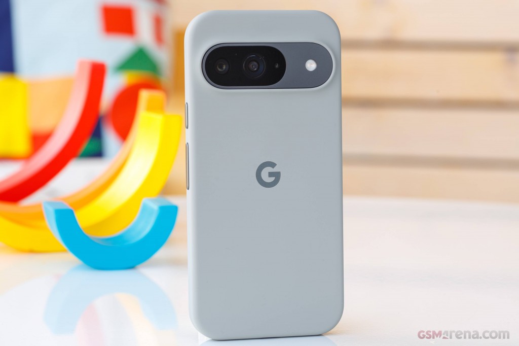 Google Pixel 9 hands-on photo 3