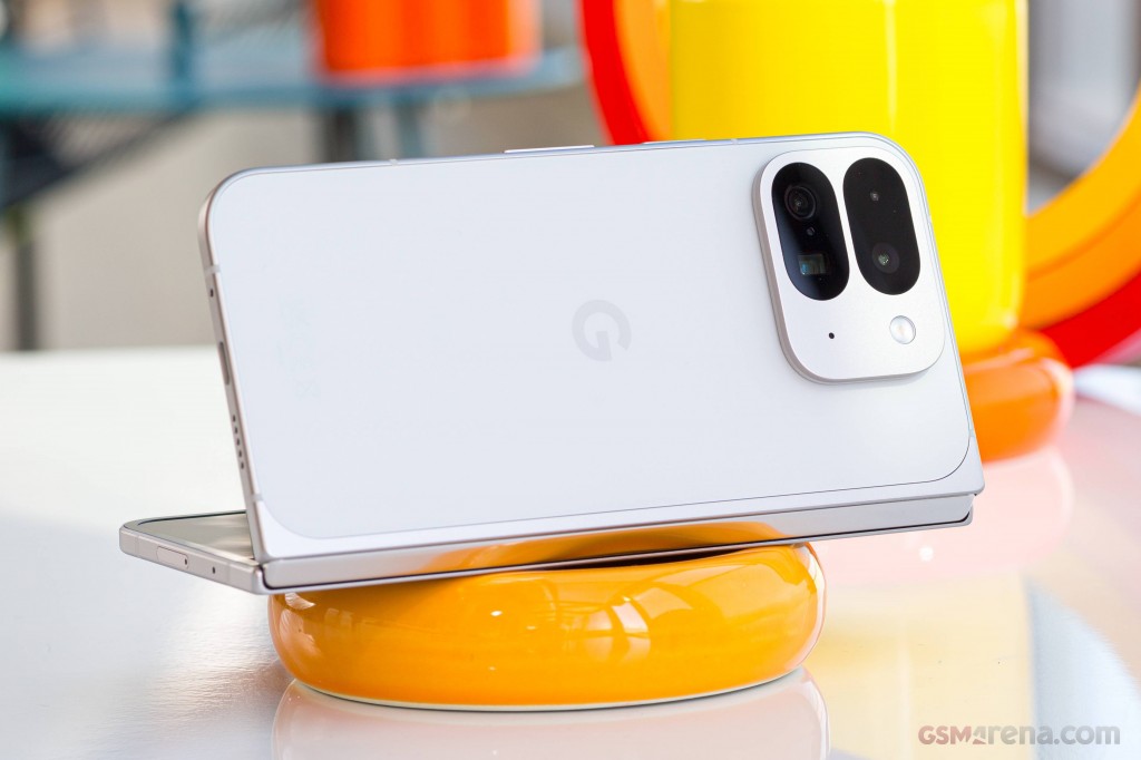 Google Pixel 9 Pro Fold hands-on photo 9