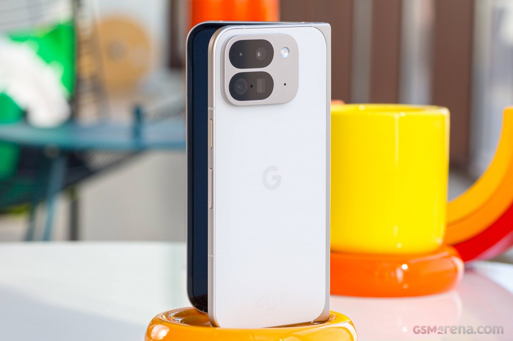 Google Pixel 9 Pro Fold hands-on photo 11