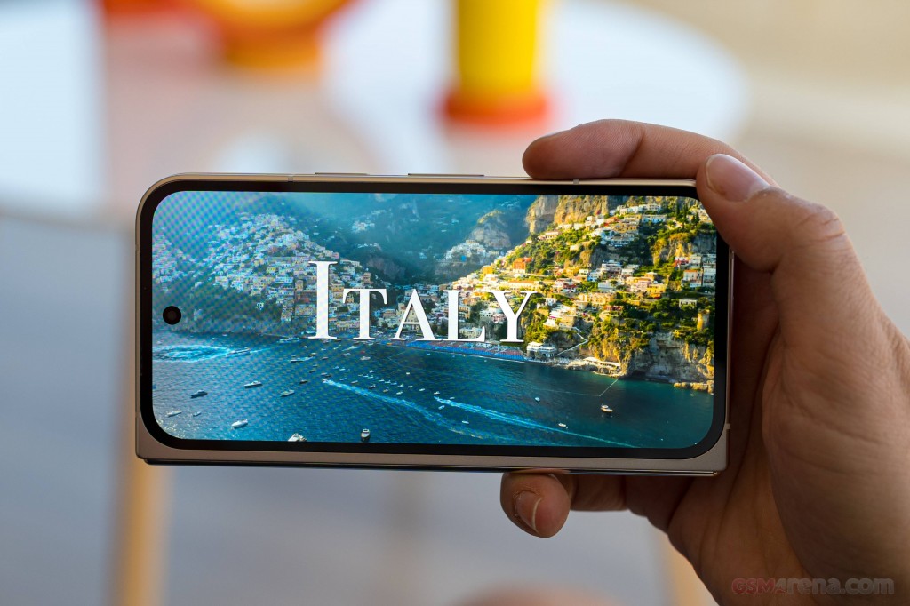 Google Pixel 9 Pro Fold hands-on photo 18