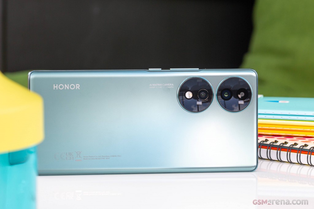 Honor 70 hands-on photo 2