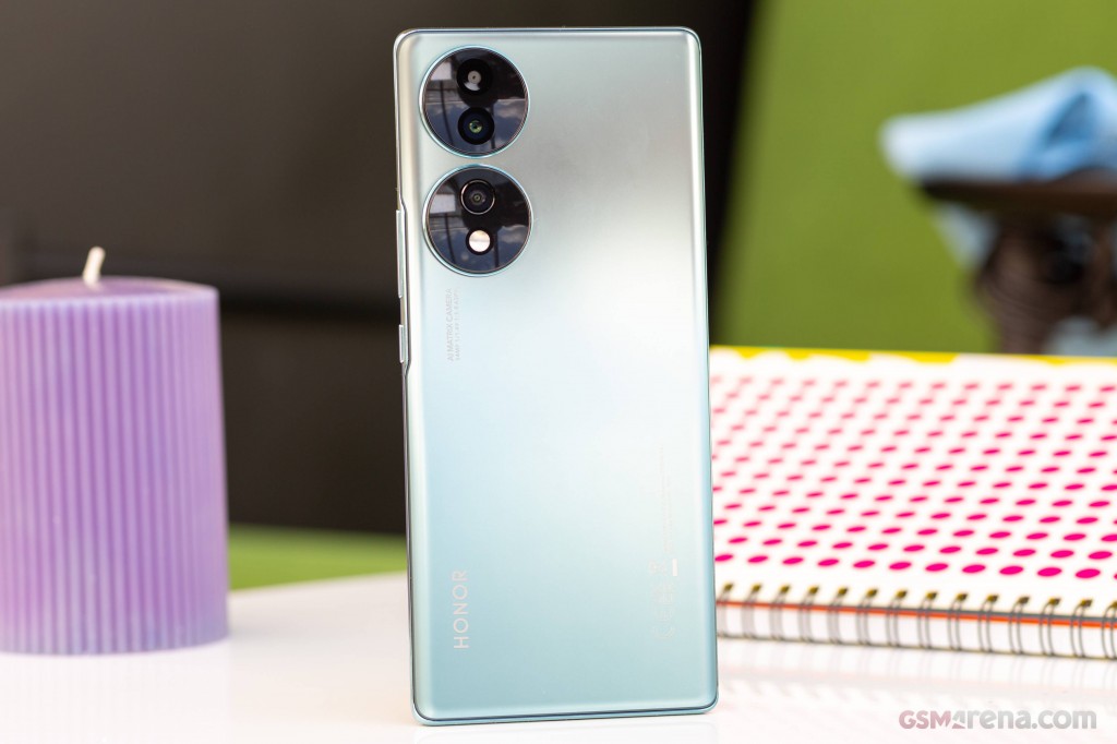 Honor 70 hands-on photo 7