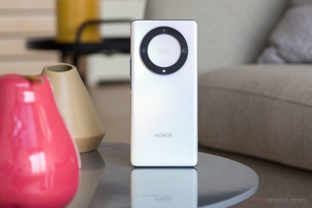 Honor Magic5 Lite hands-on photo 2