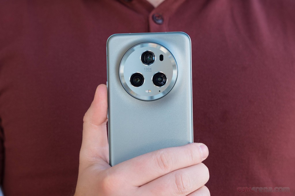 Honor Magic5 Pro hands-on photo 18