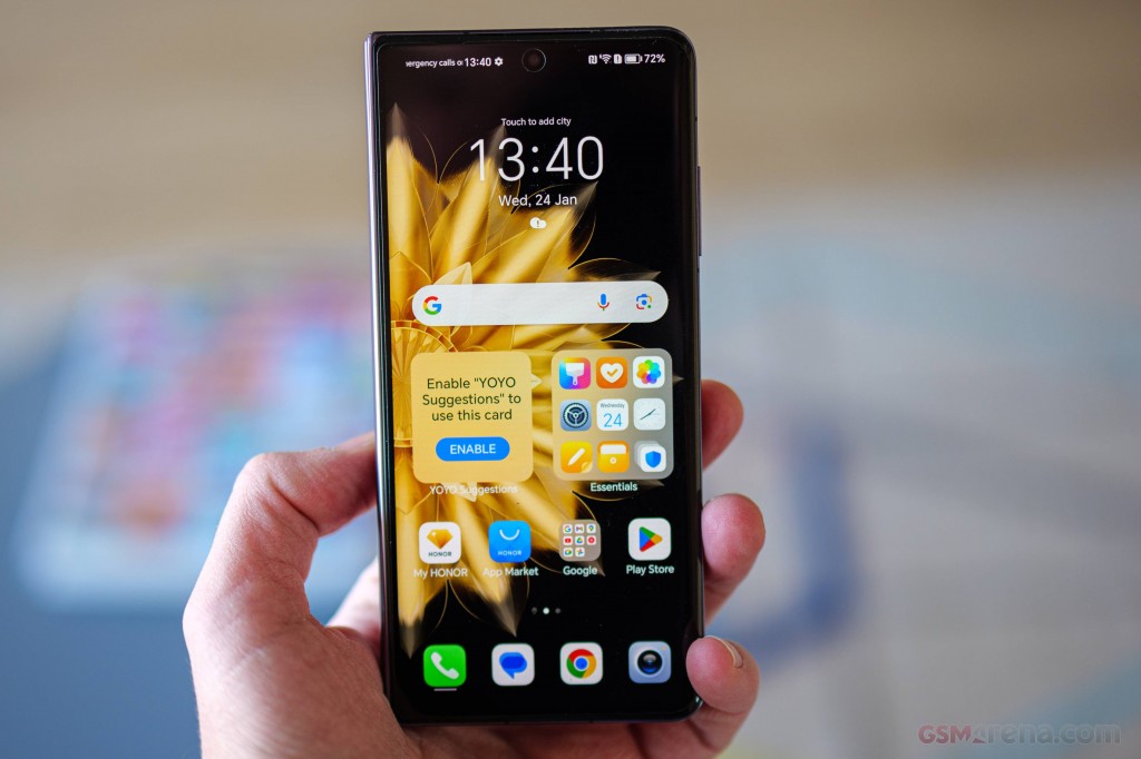 Honor Magic V2 hands-on photo 21