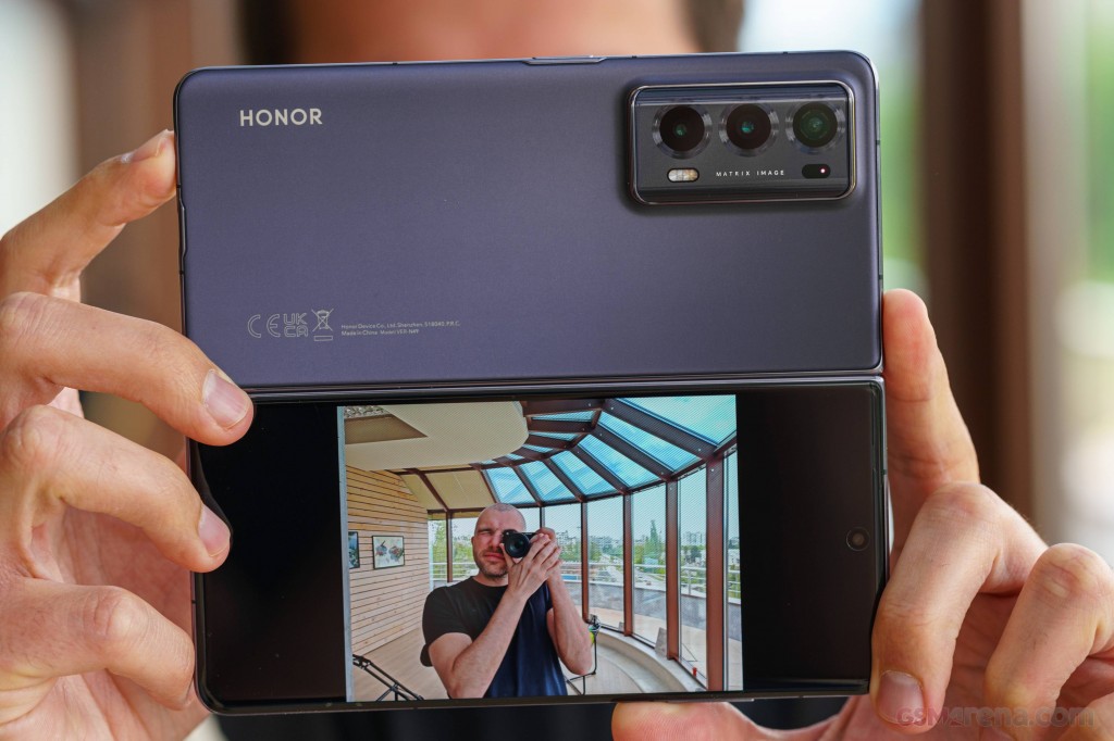 Honor Magic V2 hands-on photo 27