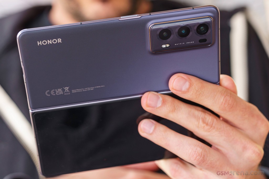 Honor Magic V2 hands-on photo 35