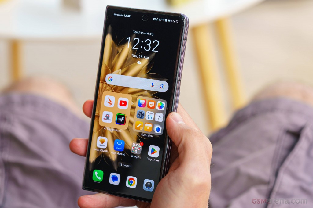 Honor Magic V2 hands-on photo 37