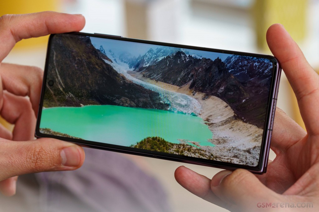 Honor Magic V2 hands-on photo 39