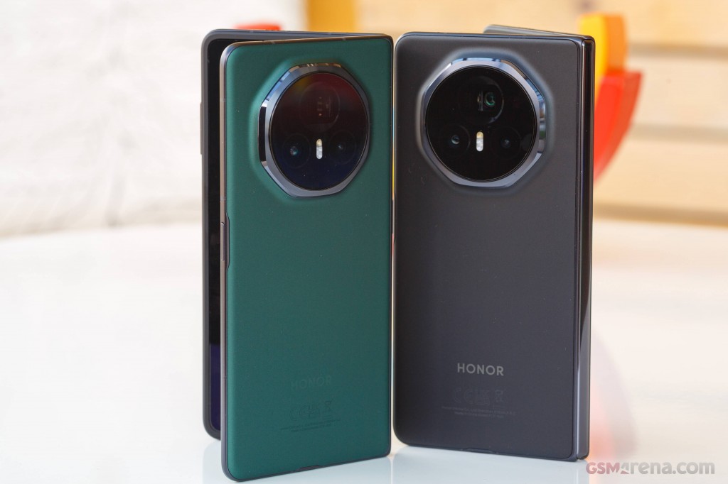 Honor Magic V3 hands-on photo 1