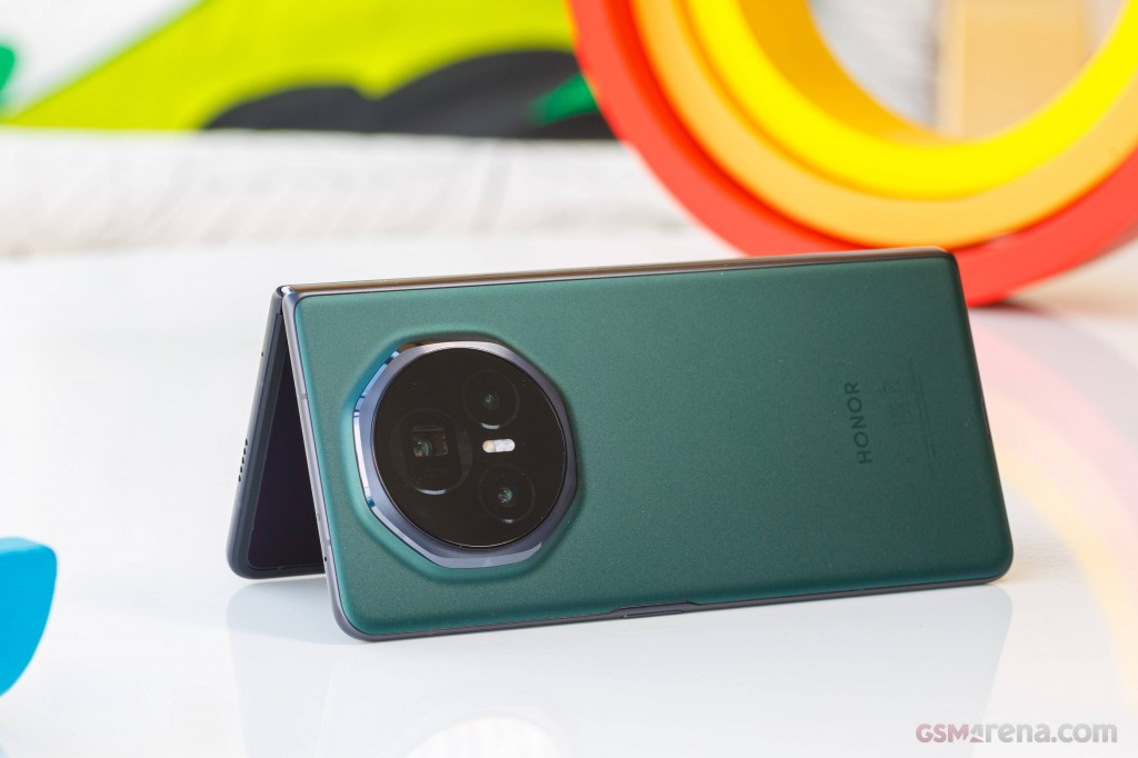 Honor Magic V3 hands-on photo 11