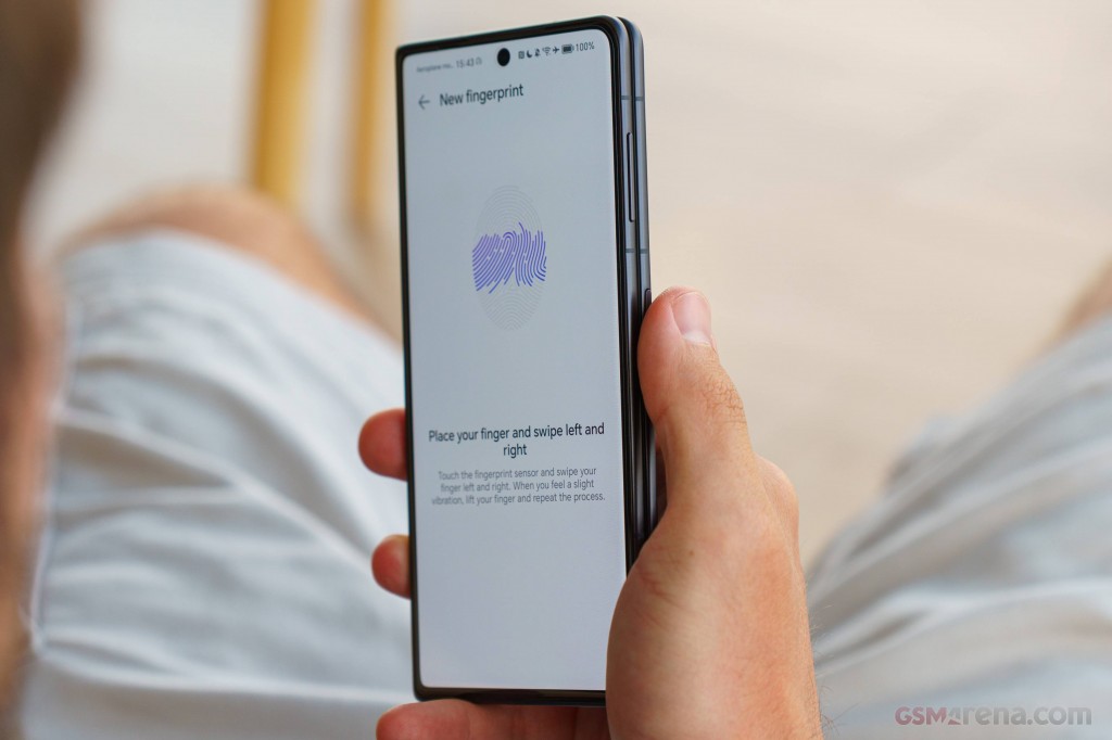 Honor Magic V3 hands-on photo 38