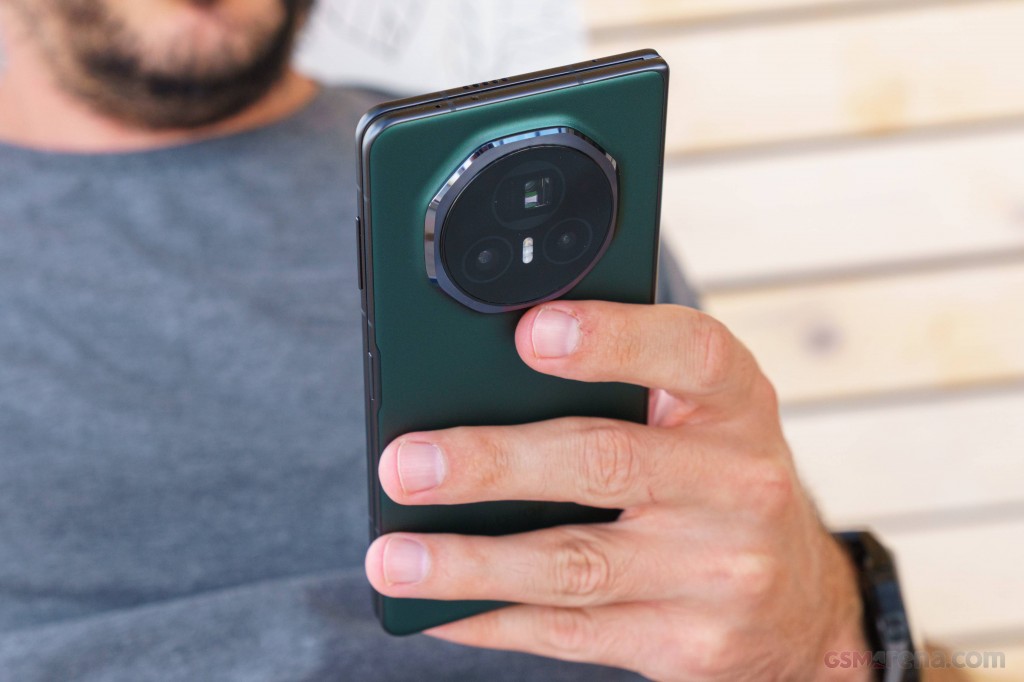 Honor Magic V3 hands-on photo 41