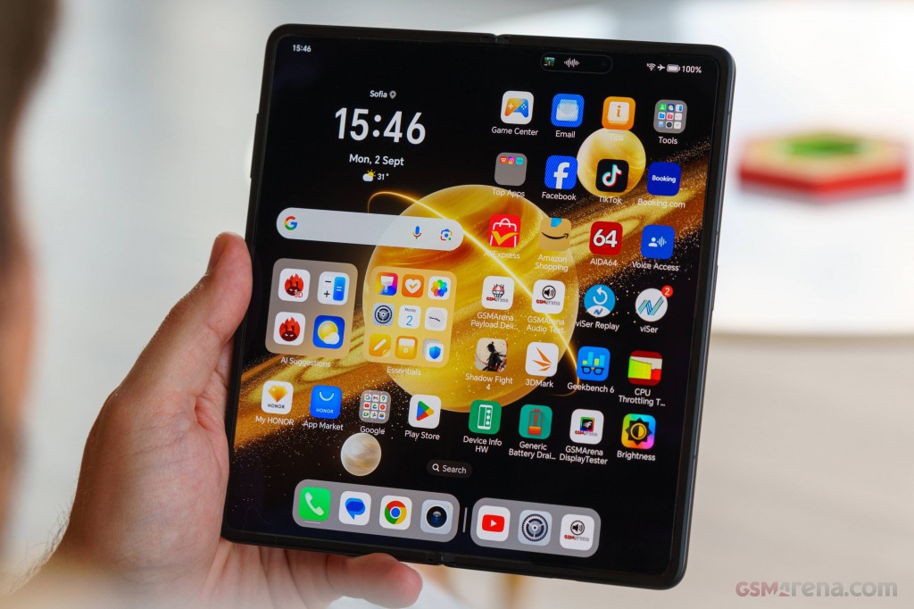 Honor Magic V3 hands-on photo 43