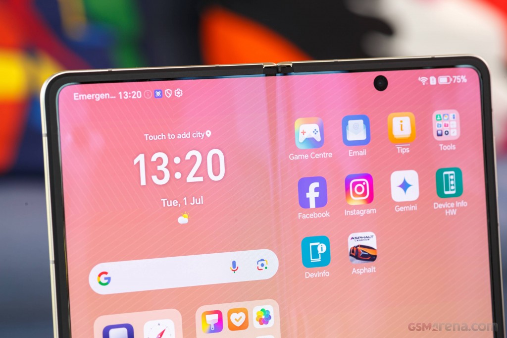 Honor Magic V5 hands-on photo 14