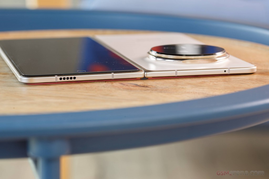 Honor Magic V5 hands-on photo 16