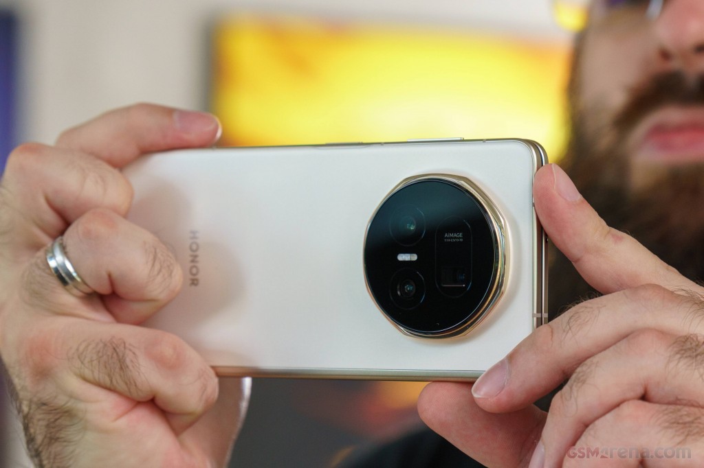 Honor Magic V5 hands-on photo 26