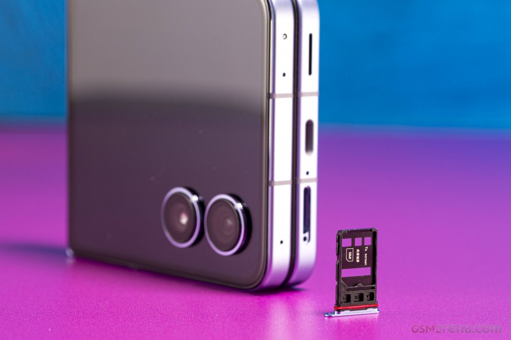 Honor Magic V Flip 2 hands-on photo 11