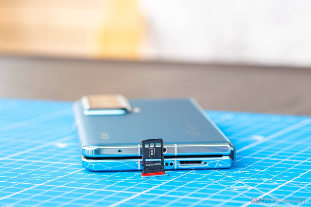 Honor Magic Vs hands-on photo 9