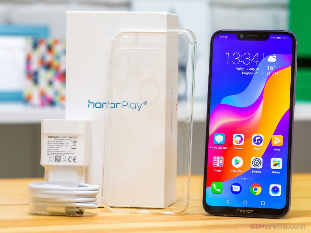 Honor Play hands-on photo 1