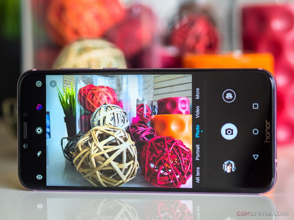 Honor Play hands-on photo 7