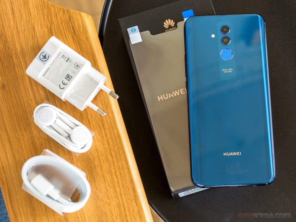 Huawei Mate 20 lite hands-on photo 2
