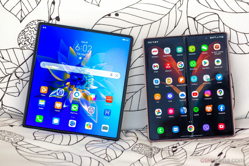 Huawei Mate X2 hands-on photo 1