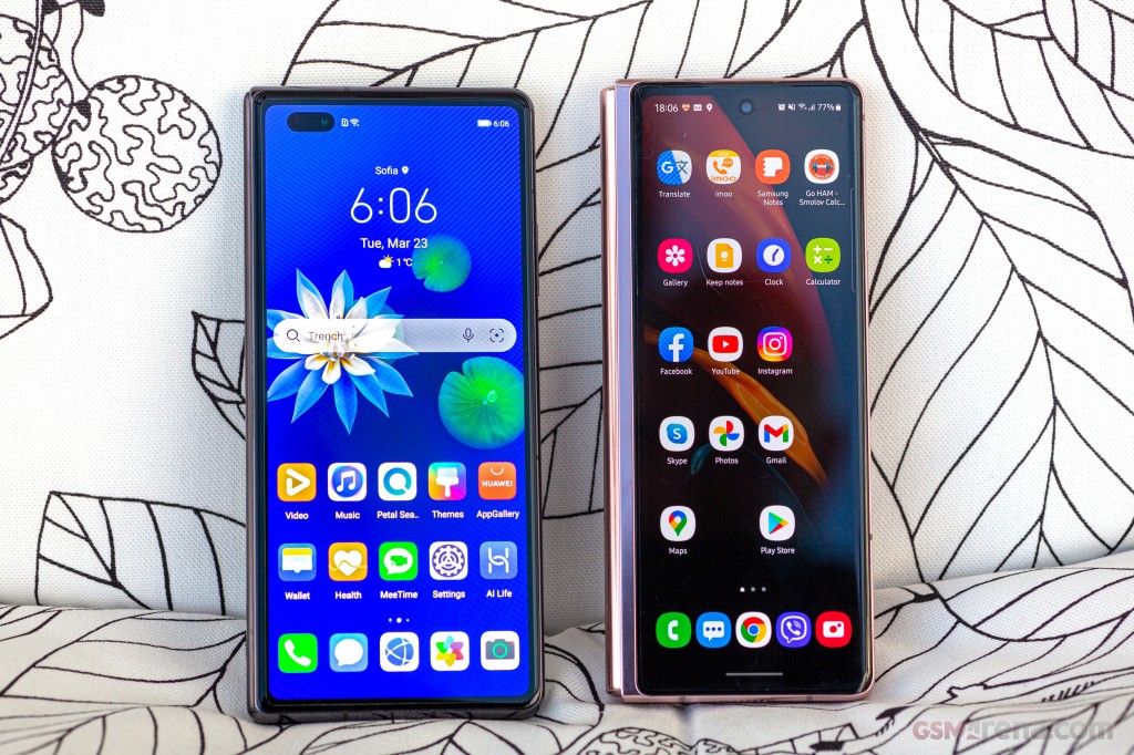 Huawei Mate X2 hands-on photo 3