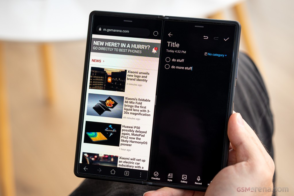 Huawei Mate X2 hands-on photo 29
