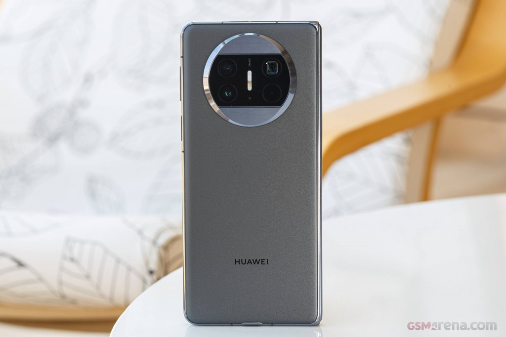 Huawei Mate X3 hands-on photo 10