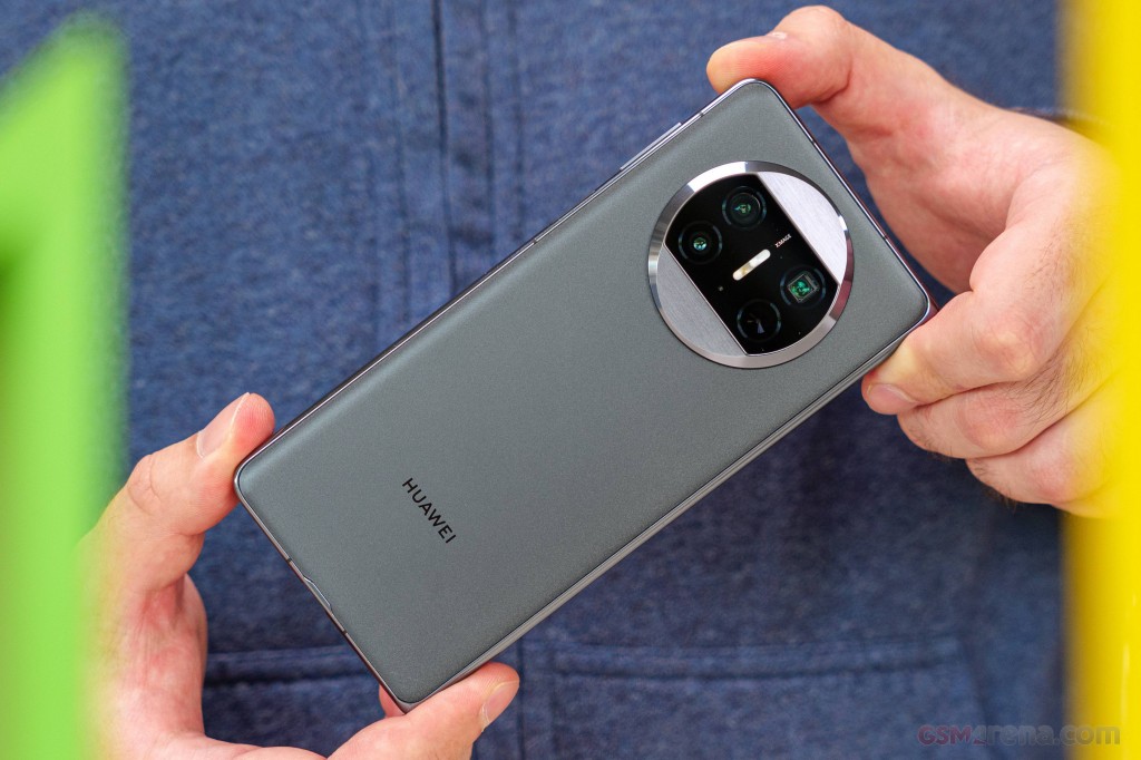 Huawei Mate X3 hands-on photo 25