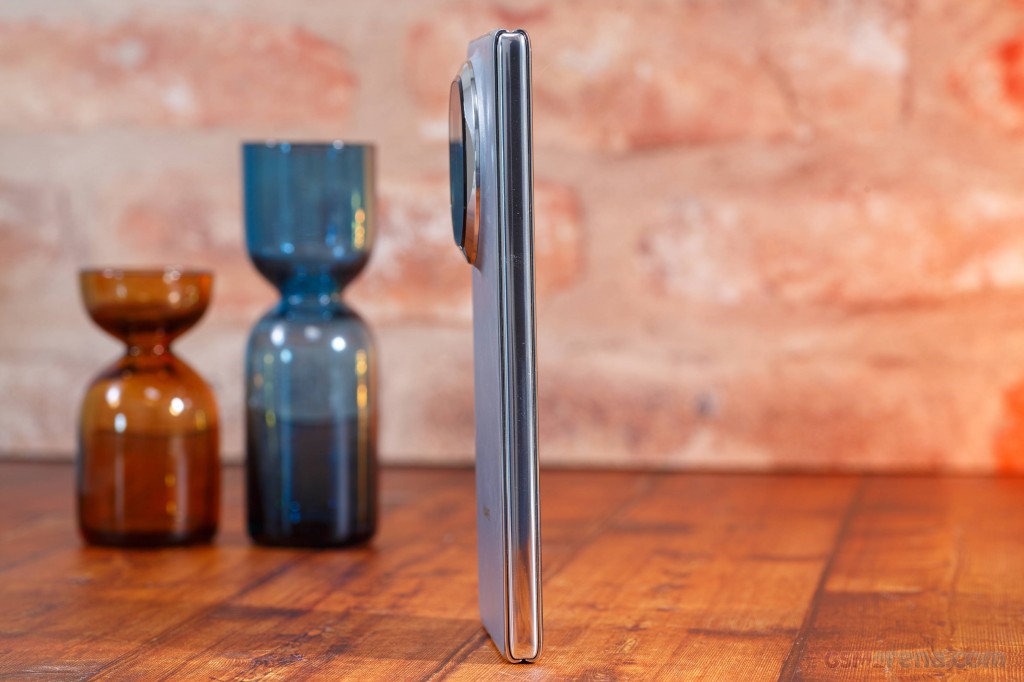 Huawei Mate X6 hands-on photo 8