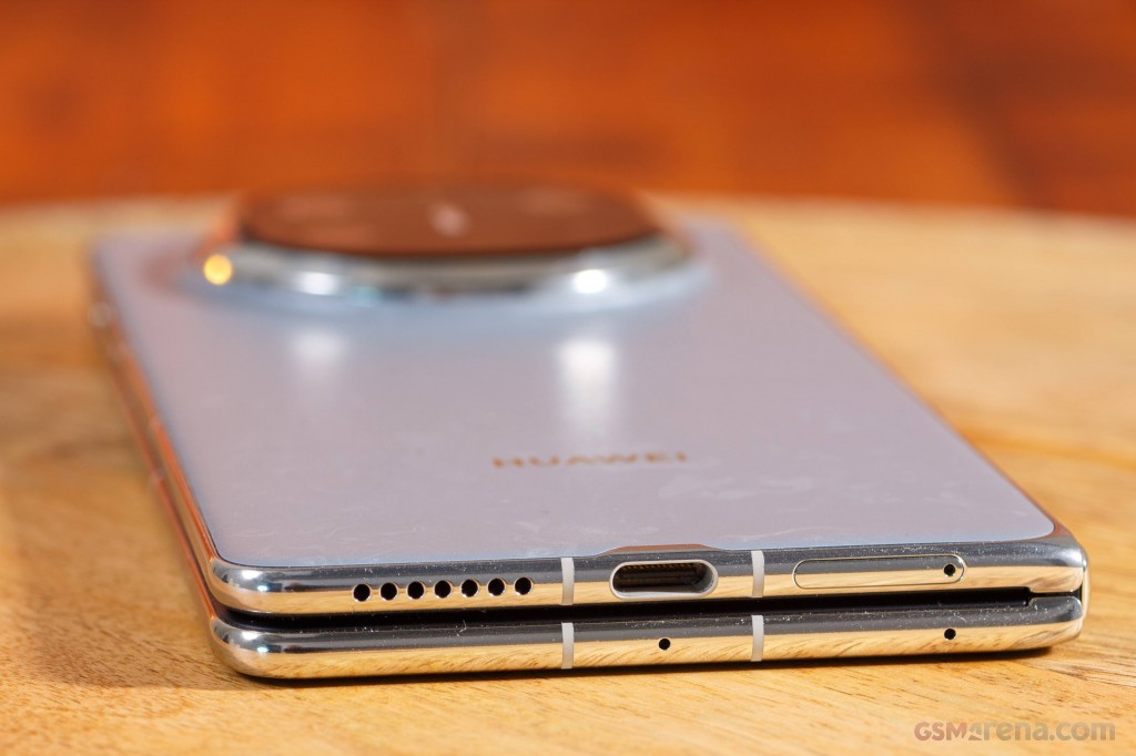 Huawei Mate X6 hands-on photo 14