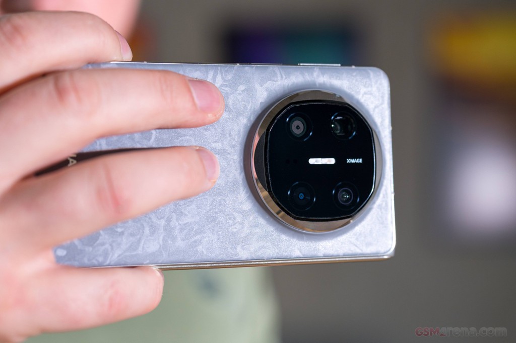 Huawei Mate X6 hands-on photo 20