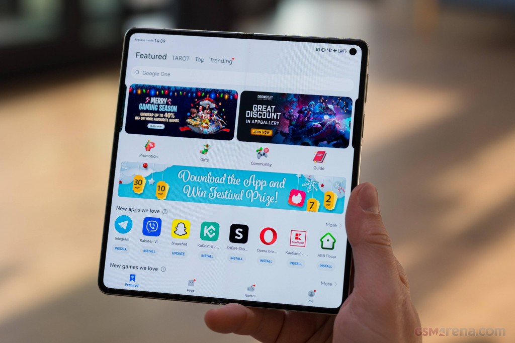 Huawei Mate X6 hands-on photo 40