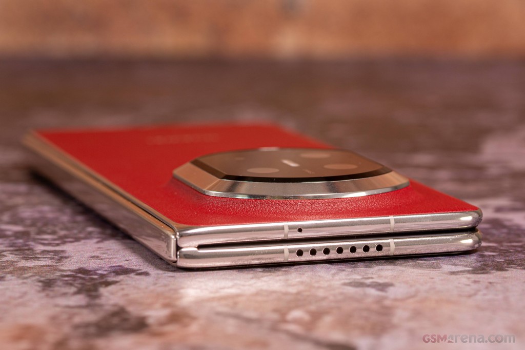 Huawei Mate X7 hands-on photo 17