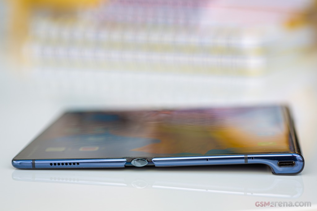 Huawei Mate Xs hands-on photo 5