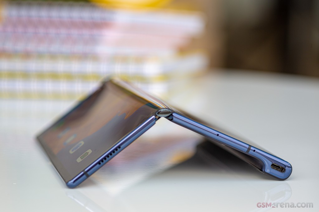 Huawei Mate Xs hands-on photo 9