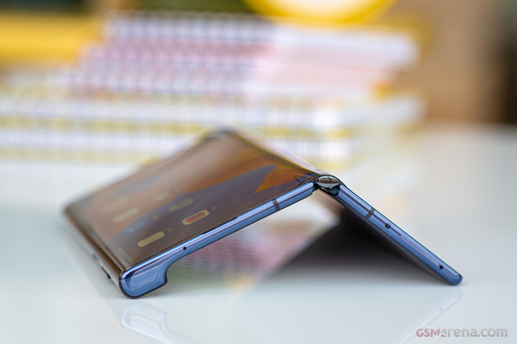 Huawei Mate Xs hands-on photo 10