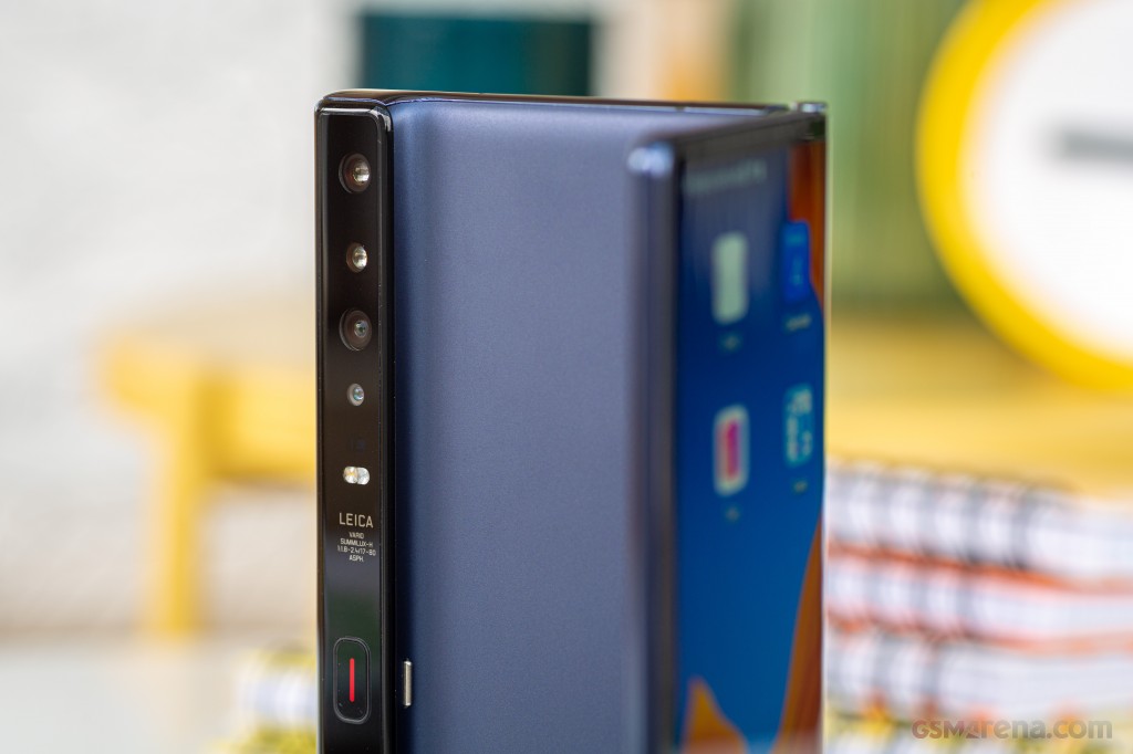 Huawei Mate Xs hands-on photo 13