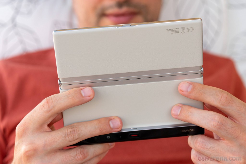 Huawei Mate Xs 2 hands-on photo 4