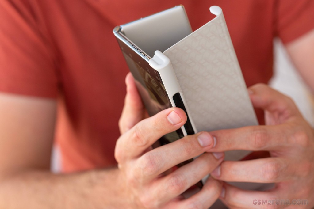 Huawei Mate Xs 2 hands-on photo 9