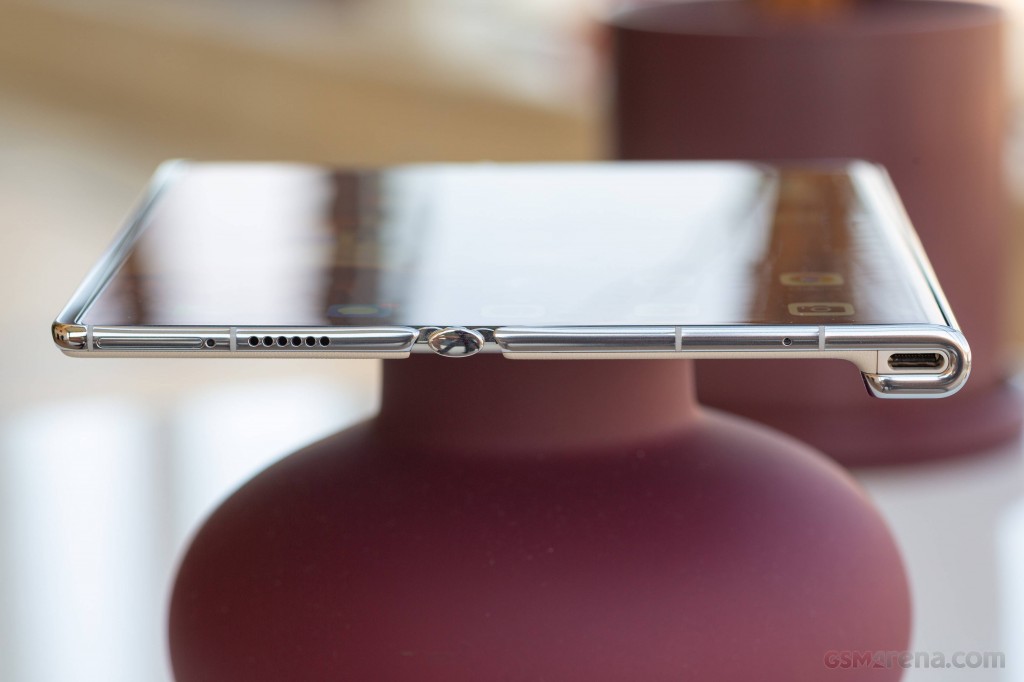 Huawei Mate Xs 2 hands-on photo 13