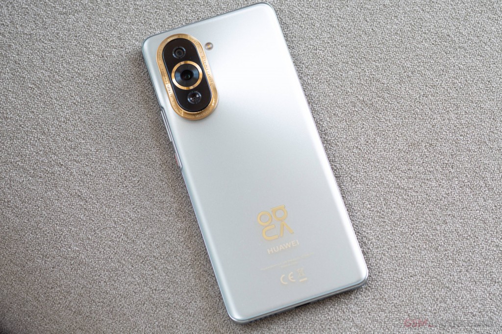 Huawei nova 10 Pro hands-on photo 3