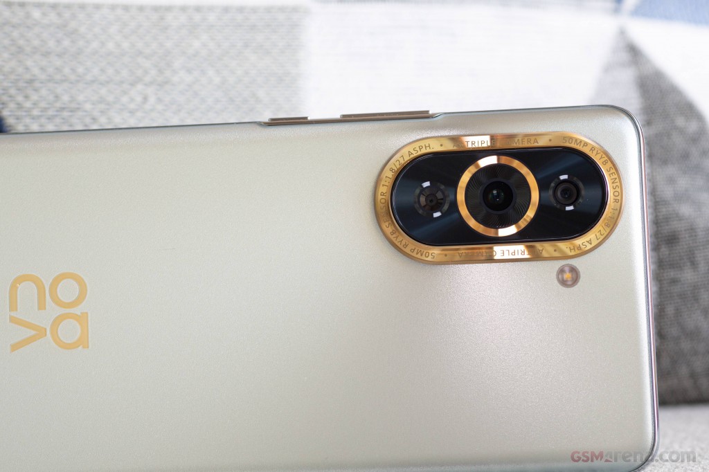 Huawei nova 10 Pro hands-on photo 8