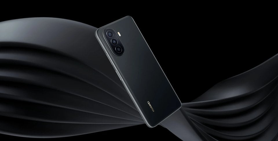 Huawei nova Y71 view 7