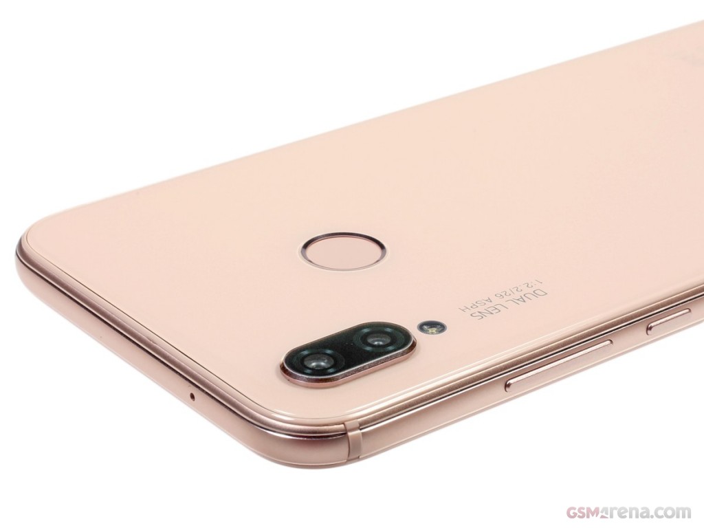 Huawei P20 lite hands-on photo 8