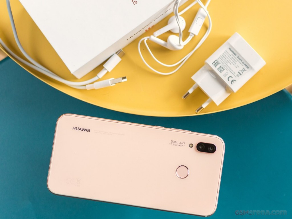 Huawei P20 lite hands-on photo 15